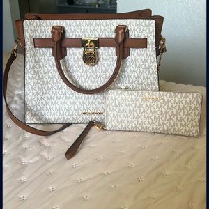 MK Purse and Wallet